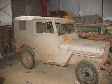 You can't see the yellow paint on the cab enclosure, but it's there. We think it may have been a follow me jeep at an air base. Enclosure was made out of aircraft aluminum and riveted like an aircraft too.